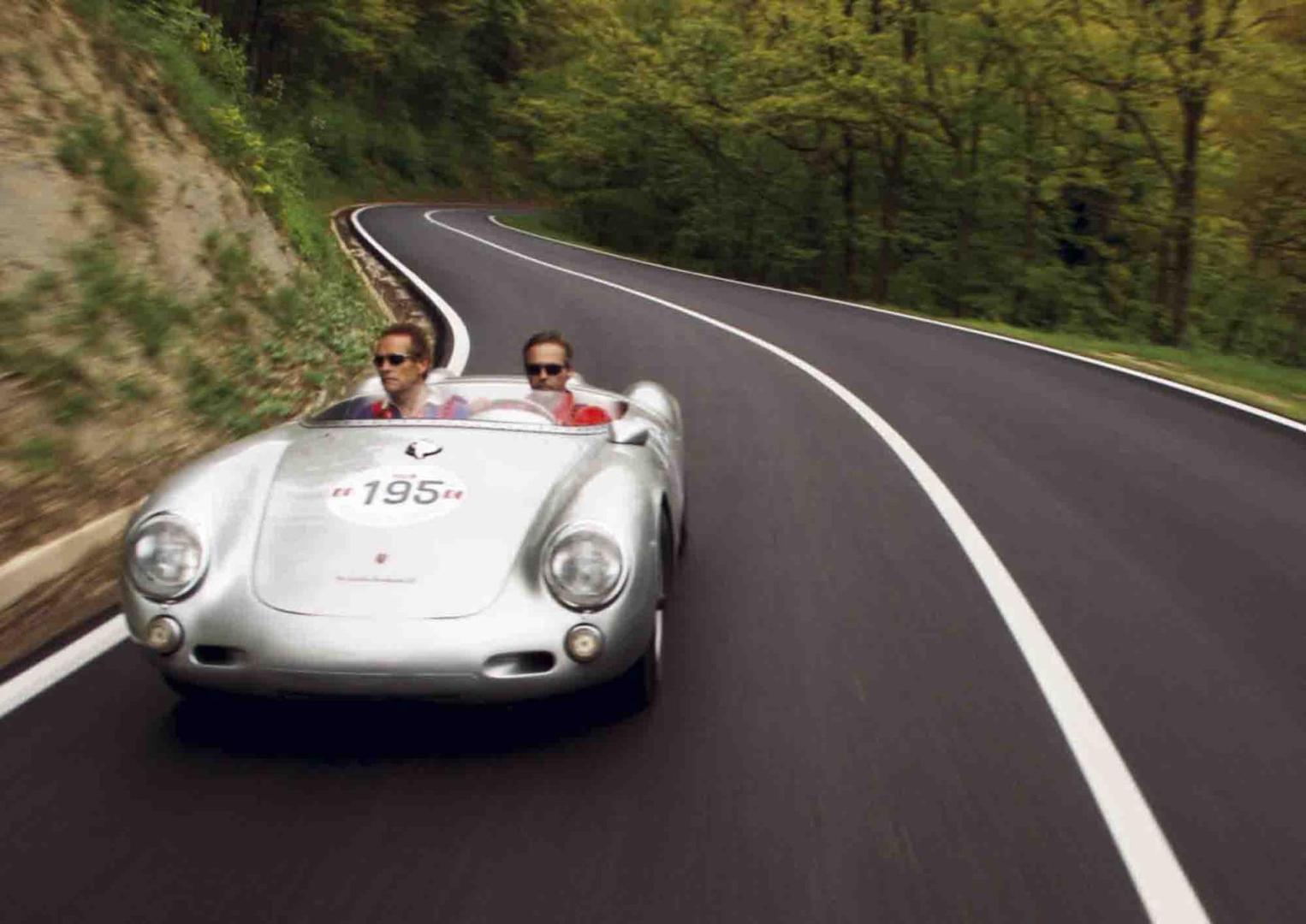 Parte la Mille Miglia 2026 e incanta l’Italia