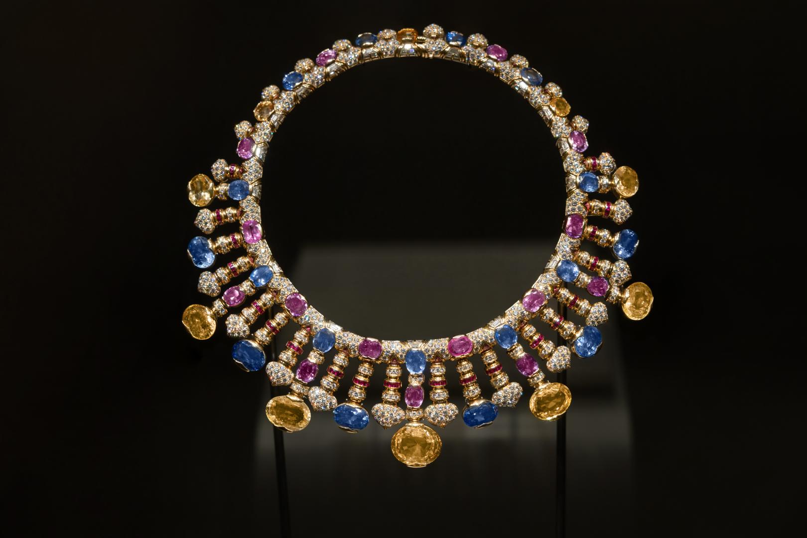 Bvlgari Kaleidos illumina Shanghai